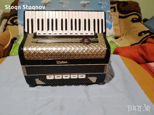 Акордеон Велтмайстер 120 баса, снимка 1