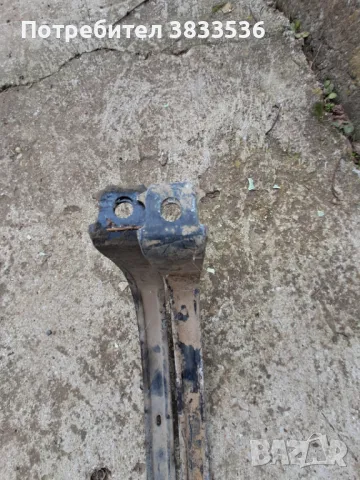 Скоби държащи резервоарът на Vw Golf / Jetta Mk2, снимка 5 - Части - 48929357