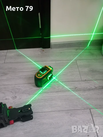 Лазерен нивелир LAMIGO CROSS 3DG, снимка 1