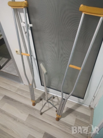 Бастун с 4 опори + 2 алуминиеви патерици / 61лв, снимка 4 - Патерици - 52907894