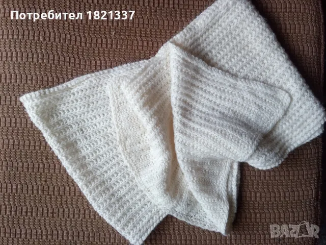 Ръчно изработен шал, снимка 2 - Шалове - 47976029