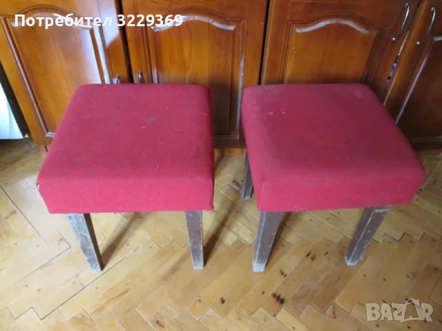 4 Табуретки дървени, снимка 2 - Столове - 49818262