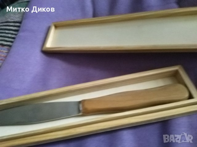 Нож нов за френско сирене марков Fromages de France couteau inox J.B. кутия 245х130мм, снимка 4 - Прибори за хранене, готвене и сервиране - 39456468