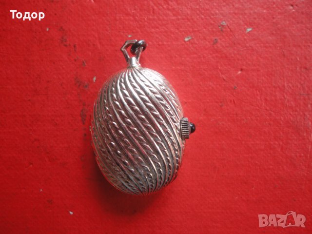 Швейцарски дамски часовник Royal медальон висулка , снимка 6 - Дамски - 39938823