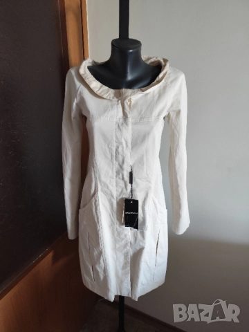 Emporio Armani тренч