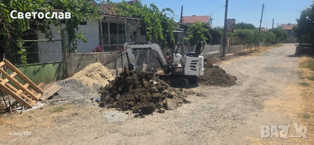 Услуги с мини багер -30лв на час, снимка 6 - Други услуги - 50550135
