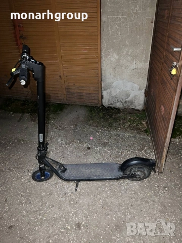 Електрическа тротинетка Segway Ninebot със зарядно