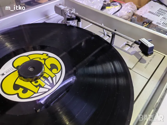 Philips F1230, снимка 3 - Грамофони - 50065262