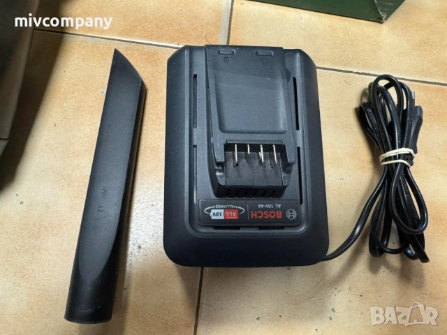 Акумулаторна прахосмукачка за сухо почистване BOSCH UniversalVac 18, снимка 7 - Прахосмукачки - 53563143