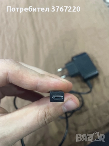 Зарядно устройство за телефон, черно на цвят., снимка 5 - Оригинални зарядни - 52158387