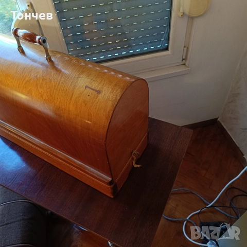 Шевна машина Union в отлично състояние, снимка 2 - Шевни машини - 52676951