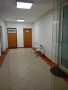 Под наем самостоятелен офис – 25  кв.м,  1 етаж топ център, снимка 3