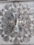 Часовник Сребърен Паун, безшумен механизъм. Ф 49 см. Материал : Метал и стъклени орнаменти