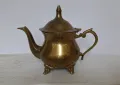 Стар бронзов чайник, снимка 12