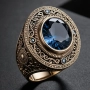 Пръстен в златен цвят, със сапфир, снимка 1
