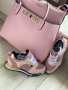 Дамска чанта и спортни обувки Guess розови