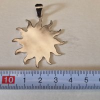 Сребърна висулка "Слънце" - 7,20 гр., снимка 2 - Колиета, медальони, синджири - 43790114