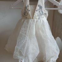 Детска официална рокля, снимка 1 - Бебешки рокли - 39336873
