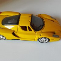Метална количка 1:24 - Ferrari ., снимка 1 - Колекции - 39657058