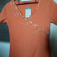 Дамска оранжева блуза с бродирани ивици, снимка 2 - Тениски - 29020791