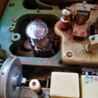 Лампов магнетофон Мелодия МГ-56 1958 г., снимка 6 - Антикварни и старинни предмети - 43592078