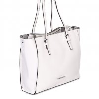 Дамска чанта, нова, с етикет, бяла, снимка 3 - Чанти - 28513076
