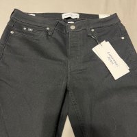 Продавам дамски дънки Calvin Klein Jeans, снимка 5 - Дънки - 43355301
