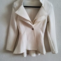 Вталено бяло сако, снимка 5 - Сака - 37801794