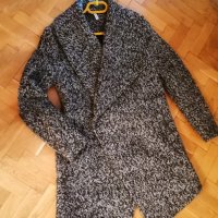 Дамско сиво палто букле H&M DIVIDED, снимка 3 - Палта, манта - 43142206