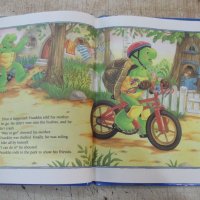Книга "Franklin Rides a Bike - Paulette Bourgeois" - 32 стр., снимка 7 - Детски книжки - 37791966