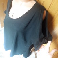 Нова черна изчистена тениска с голи рамене ХХЛ, снимка 2 - Тениски - 32879897