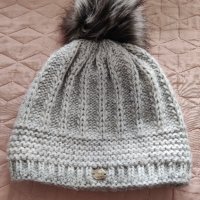 Зимна шапка Marex с помпон, снимка 1 - Шапки - 43348929