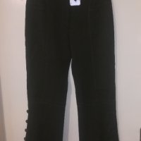 Нов готин тъмнозелен панталон, снимка 1 - Панталони - 35378948