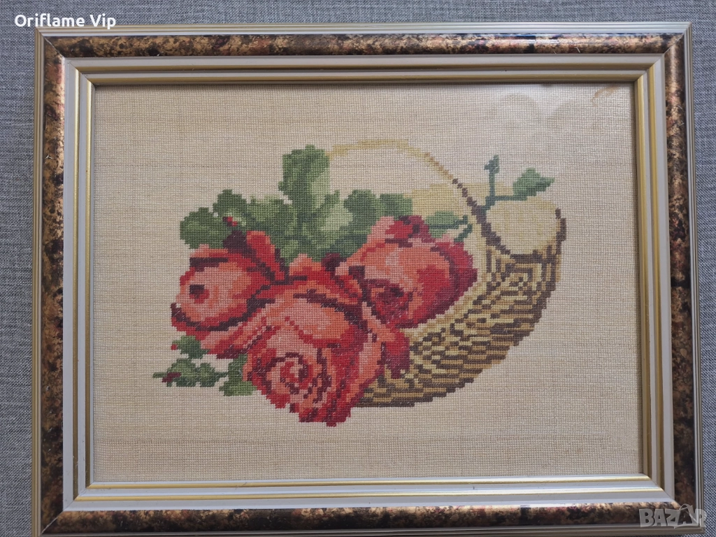 Гоблен рози в панер с рамка, снимка 1