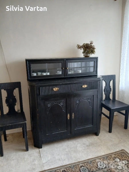 Старинен шкаф, снимка 1