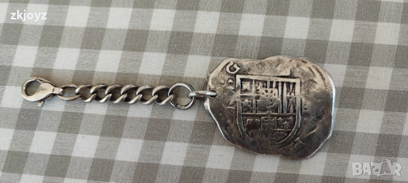 СРЕБЪРЕН ( 931) КЛЮЧОДЪРЖАНЕЛ 31.4 г/ ИСПАНИЯ 8 РЕАЛА КРАЛ ФИЛИП, снимка 1