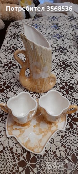Чашки с подложка"Кафе за двама" и ваза, снимка 1