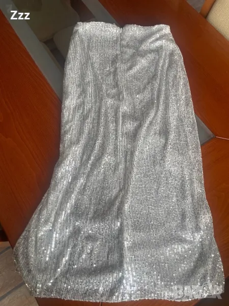 Дамска пола с пайети, снимка 1