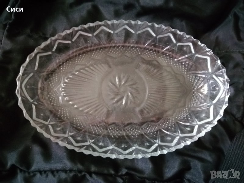 Овално плато кристал, снимка 1