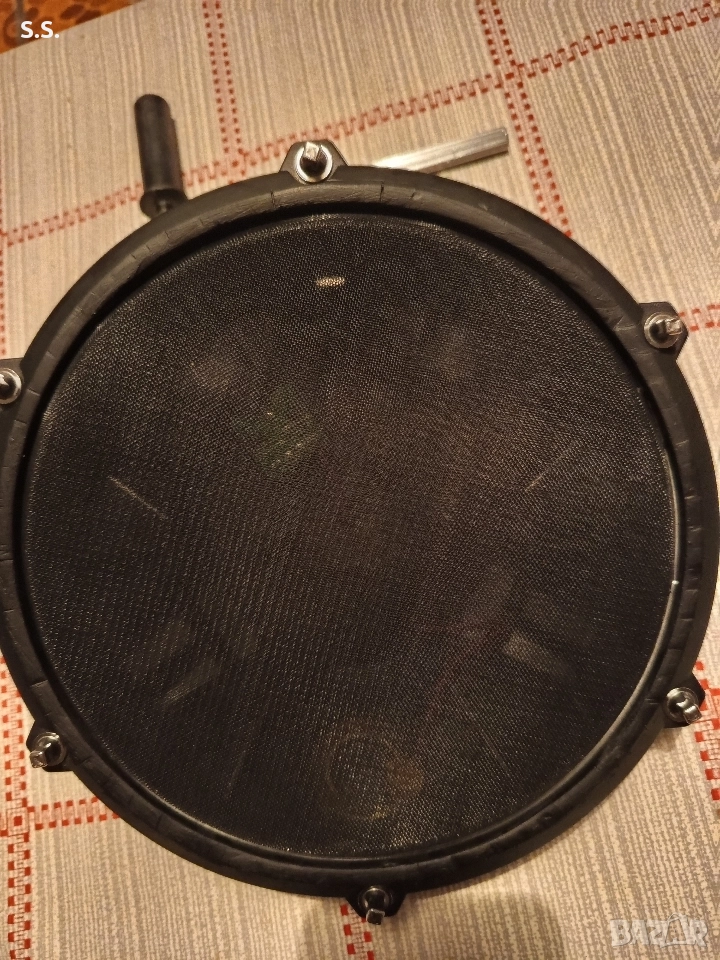 Пад за електронни барабани Alesis , снимка 1