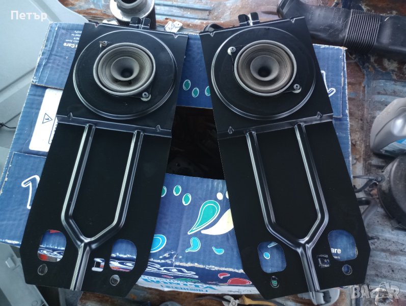 Говорители тонколони рено трафик Опел виваро 2001-2014г , снимка 1