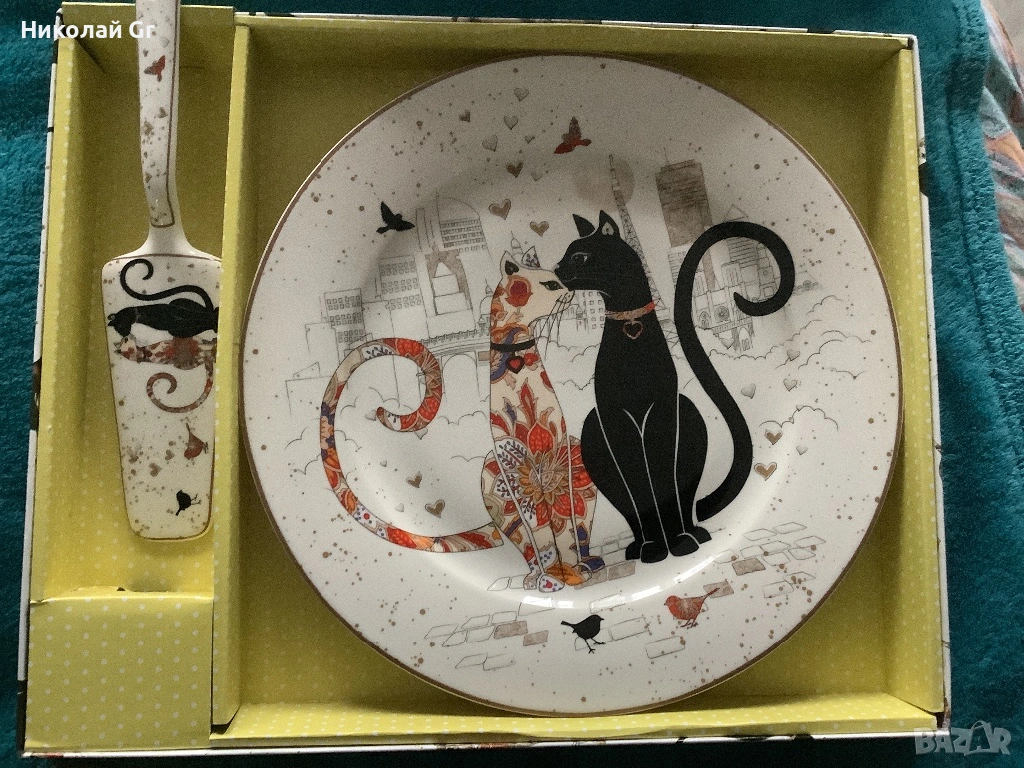 Порцеланова чиния  и шпатула не се използва в подаръчна кутия , снимка 1