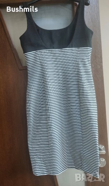 Рокля ,еластична,плътна материя.Дължина 76 см., снимка 1