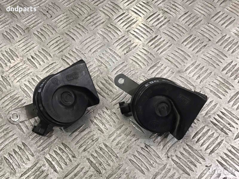 Клаксони BMW,E90,3-Series,2005г., снимка 1