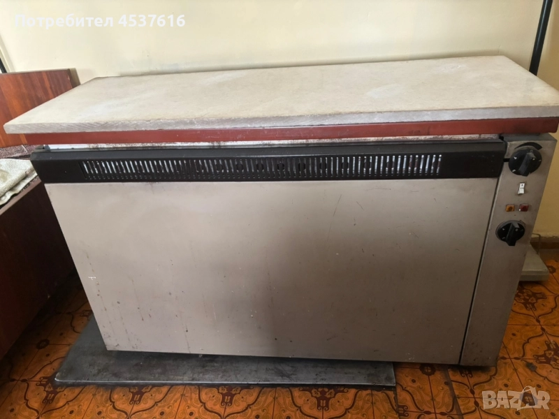 Продавам 2 броя акумулиращи печки с мраморна плоча., снимка 1