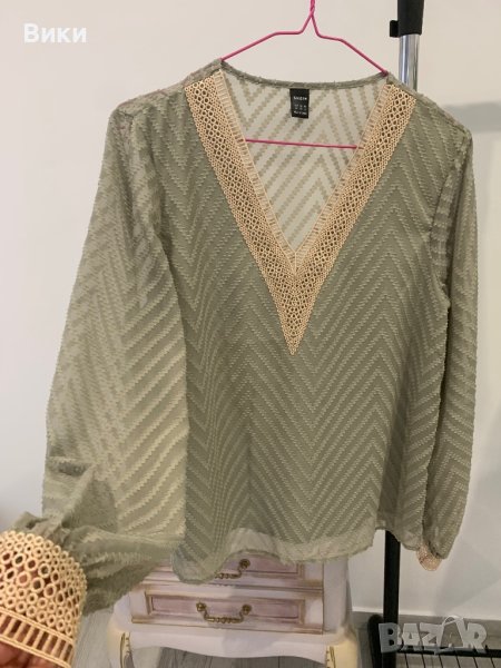 Дамска блуза в размер М, снимка 1