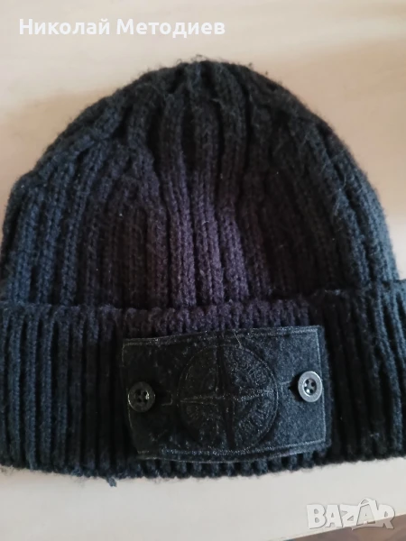 Запазена зимна шапка на Stone island , снимка 1