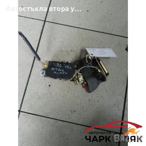 Брава врата задна дясна Субару Аутбек комби 01г. 2.5Б, снимка 1