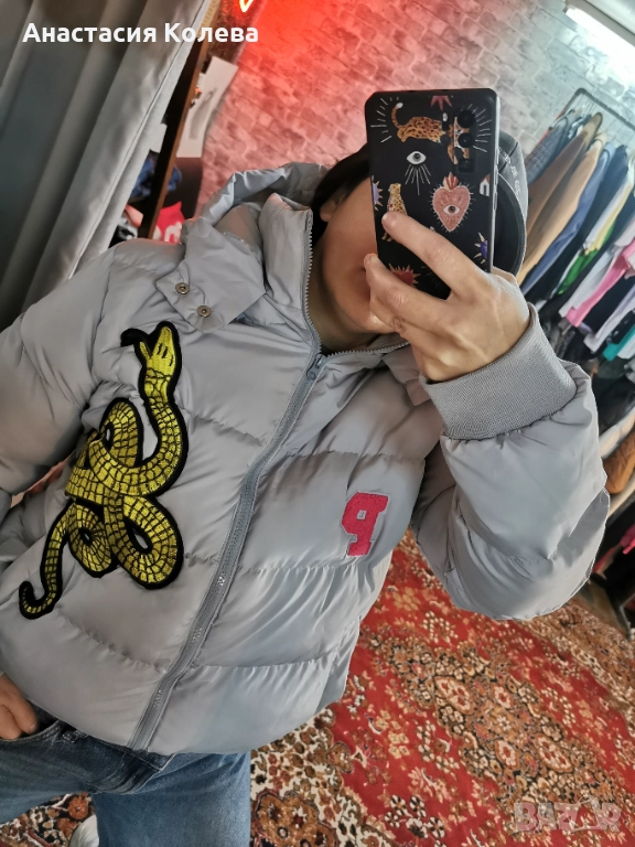 Зимно дамско яке с апликации сиво, снимка 1