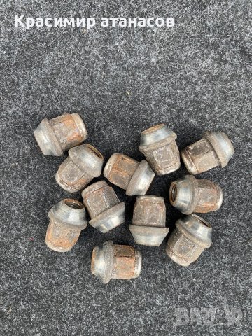 ГАЙКА НА КОЛЕЛОТО за Тойота Аурис.2007-2012